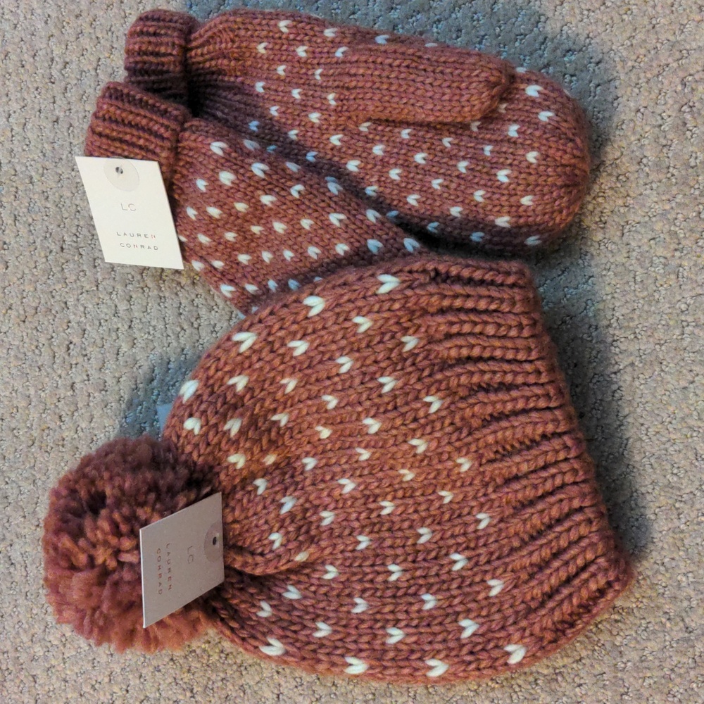 Lauren Conrad Pink Hat and Mittens Set NWT